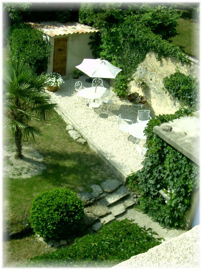 Maison Sule Malaucene Bagian luar foto